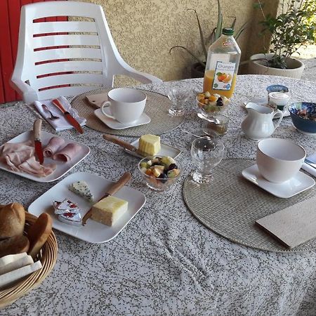 La Demeure D'Helice Bed & Breakfast Langlade Ngoại thất bức ảnh